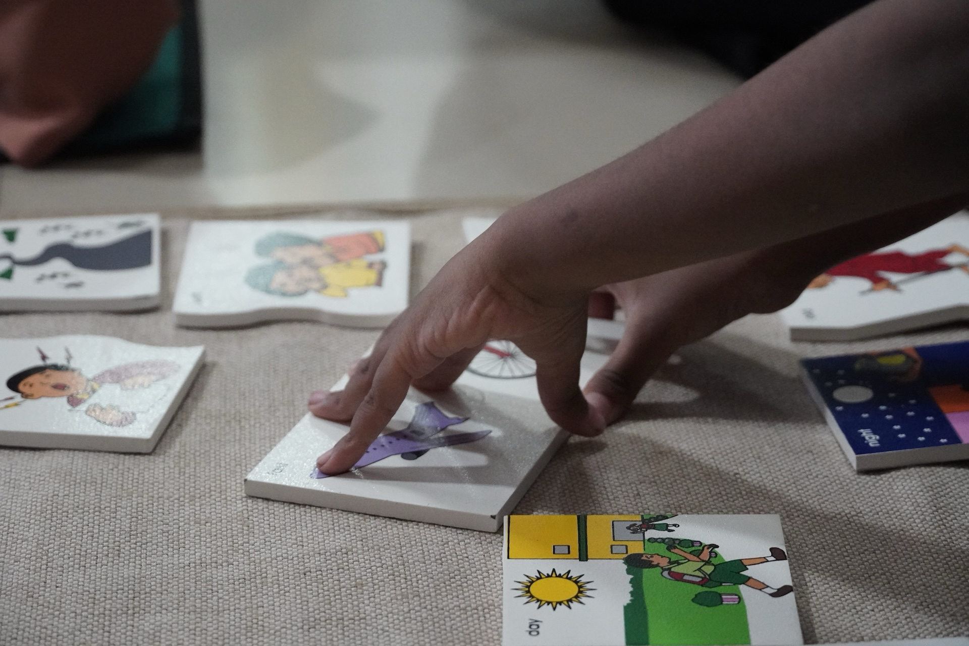 Kids dancing and singing